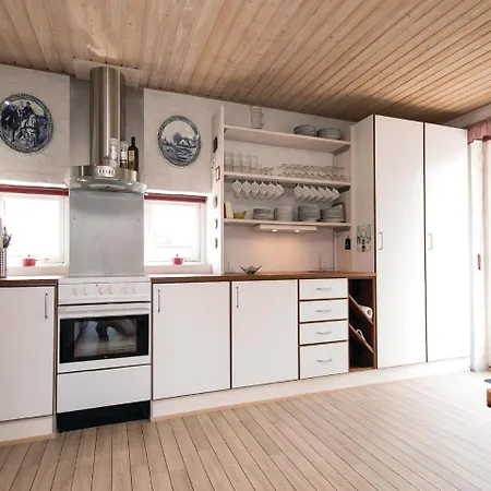 Four-bedroom Holiday In